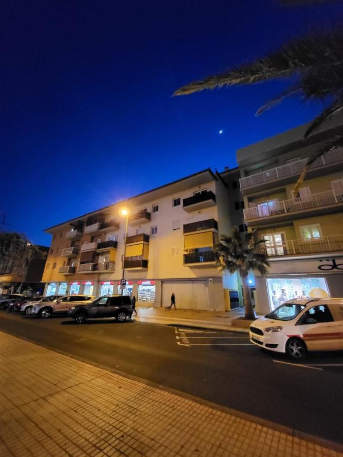 Apartamento Centrico En Candelaria, Con Piscina. Apartment Santa Cruz de Tenerife Bagian luar foto